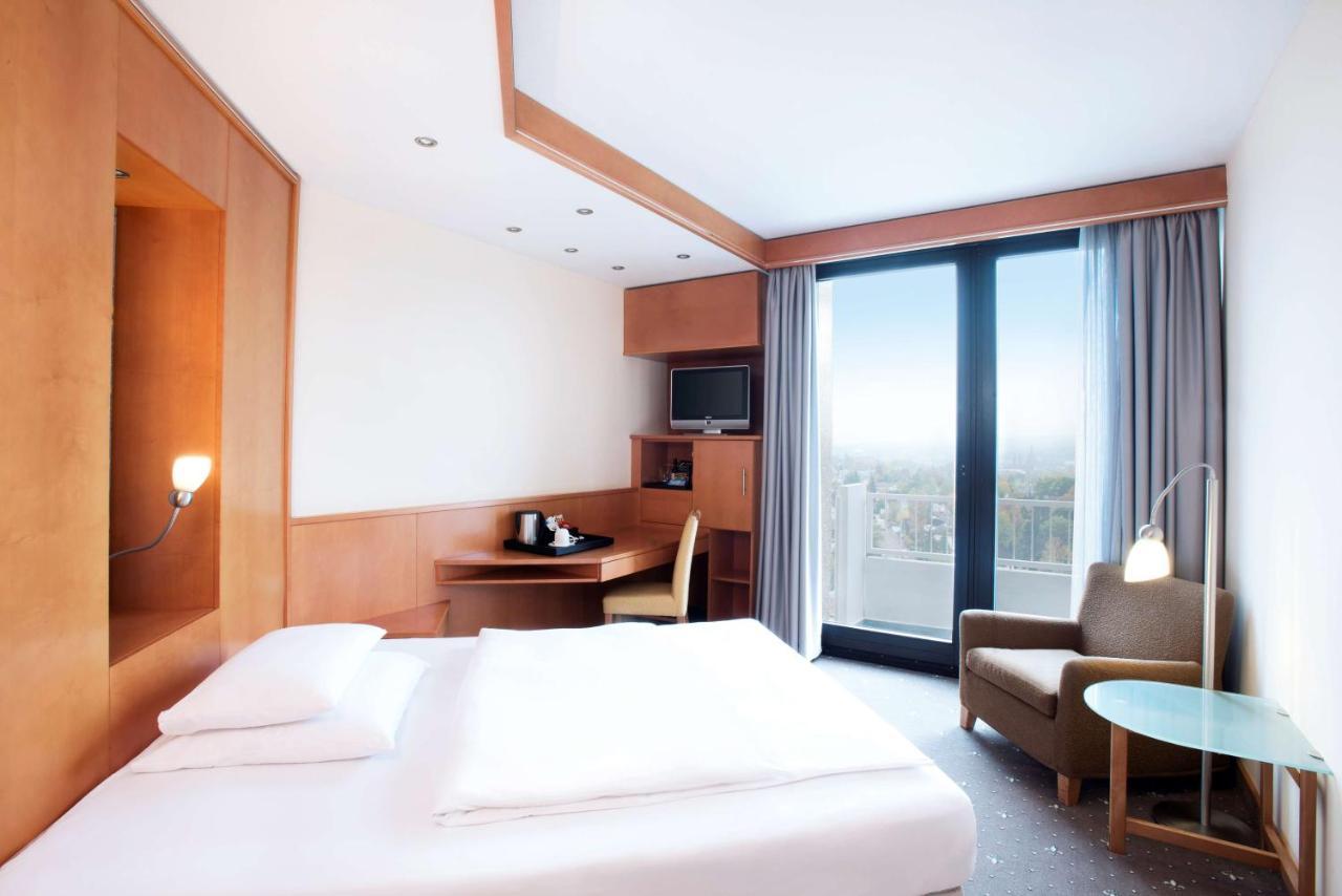เอนเอ็ช วีสบาเดิน Hotel วิสบาเดน ภายนอก รูปภาพ